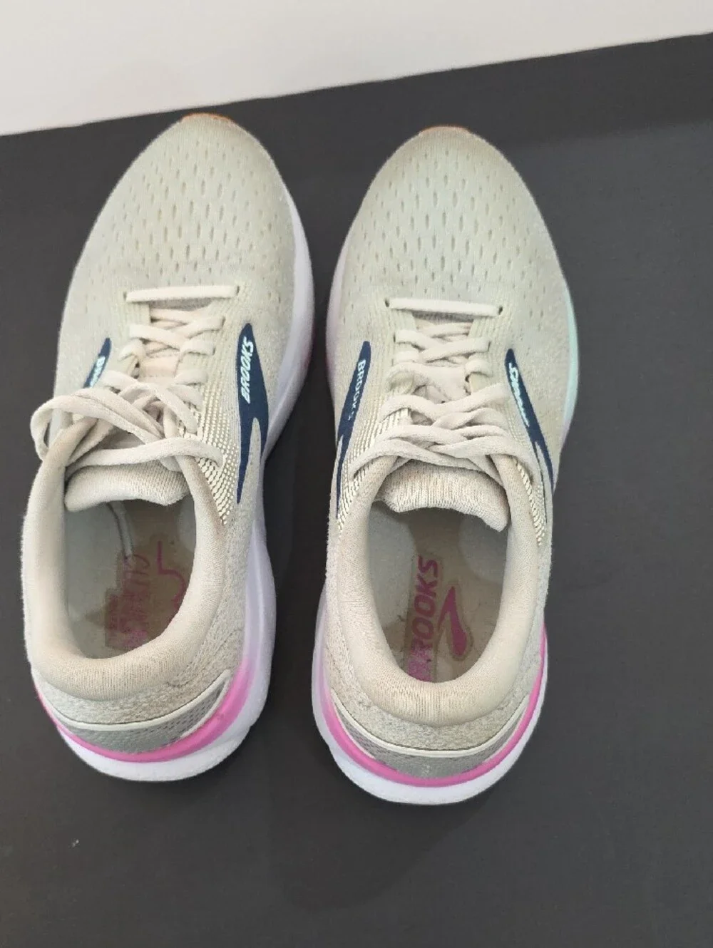 Brooks Ghost 16 Women’s Running Shoes - Beige with Pink and Navy Size 10